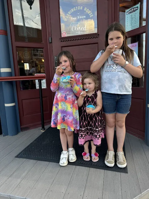 Birthplace Of The Ice Cream Sundae Picture 8