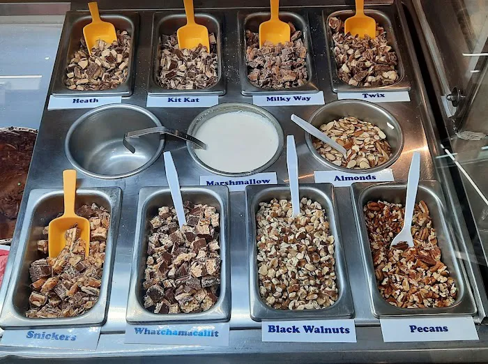 Lim's Ice Cream, LLC Picture 6