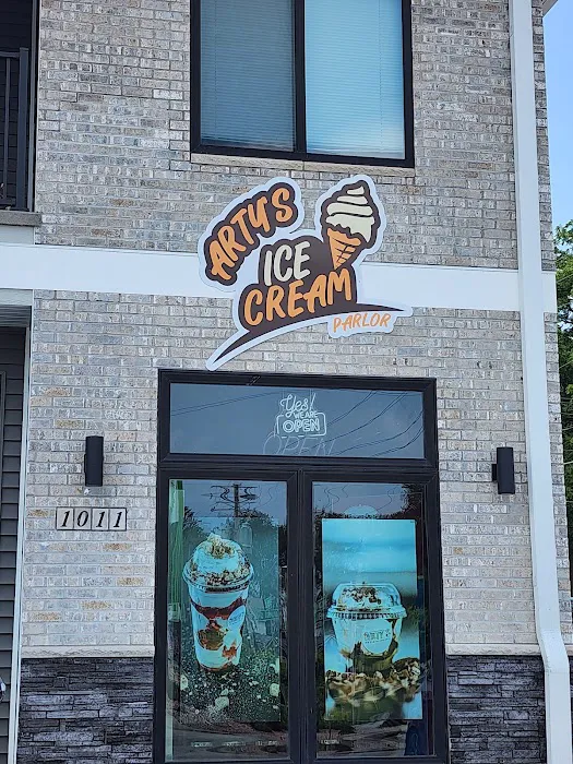 Arty's Ice Cream Parlor Picture 9