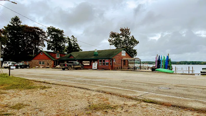 Cheryl's Landing and Restaurant&Marina Picture 3