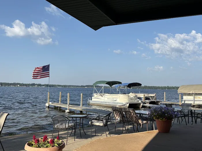 Cheryl's Landing and Restaurant&Marina Picture 4