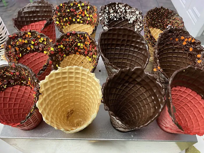 Cone Lickers Picture 2
