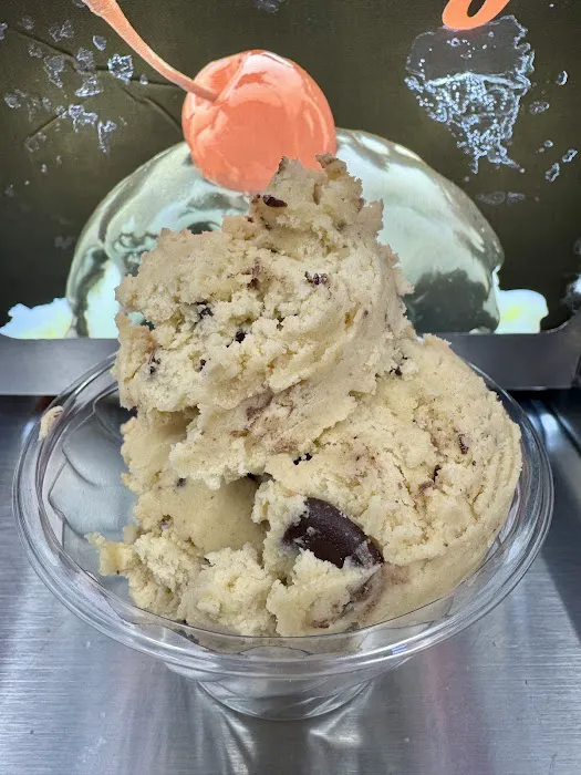 Mad Swirlz Ice Cream & Eatz Picture 6