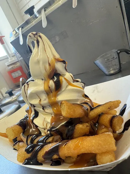 Mad Swirlz Ice Cream & Eatz Picture 5