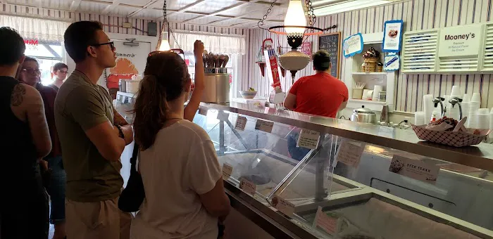 Zanners Ice Cream Shoppe Picture 6