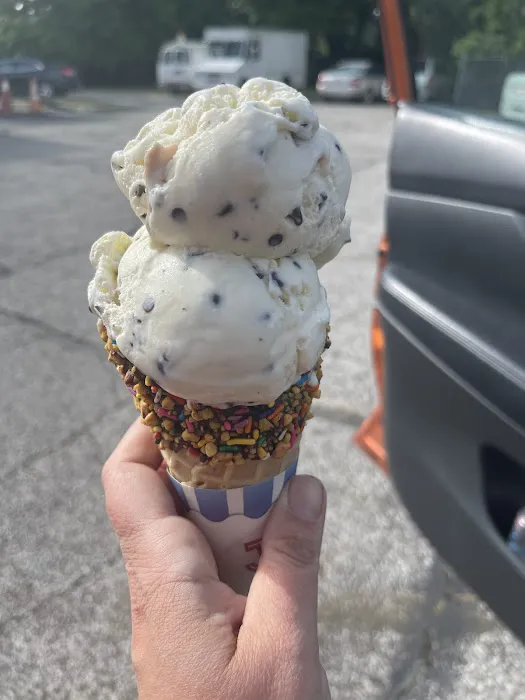 Cathy's Ice Cream Picture 2