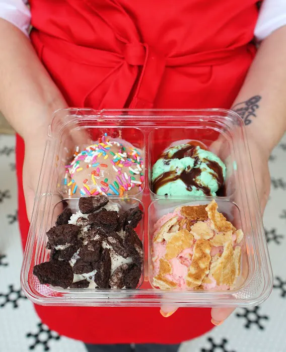 The Downtown Ice Cream Parlor Picture 5