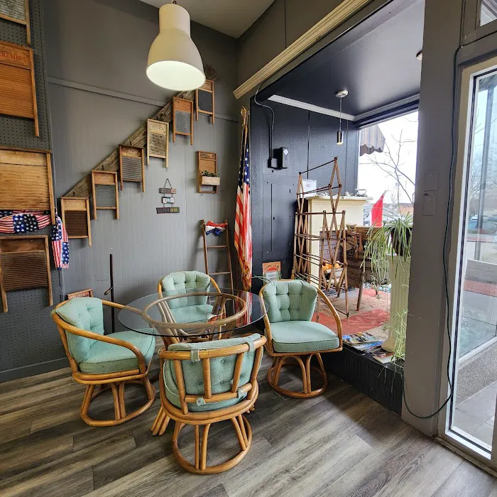 Shorty's Ice Cream Parlor Picture 3