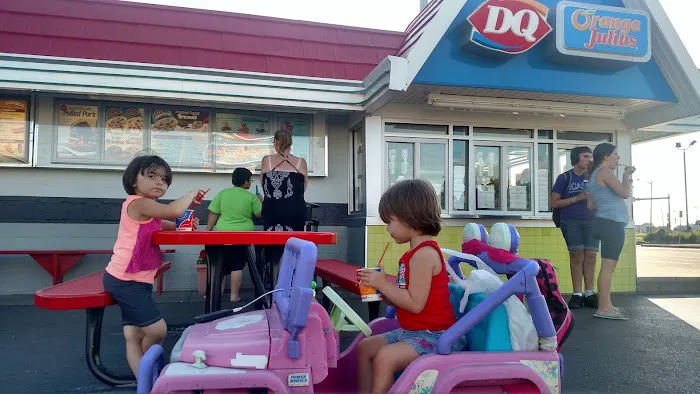 Dairy Queen (Treat) Picture 4