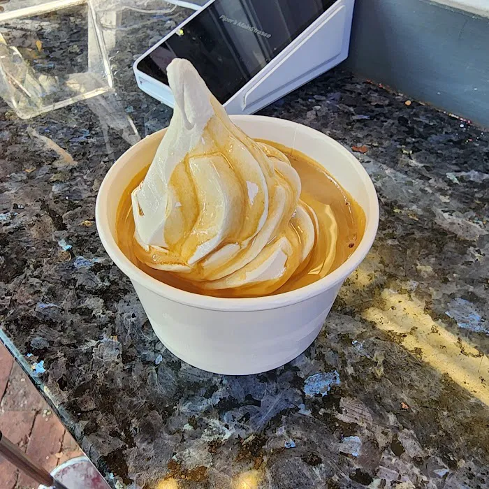 Piper’s Ice Cream Bar Picture 1