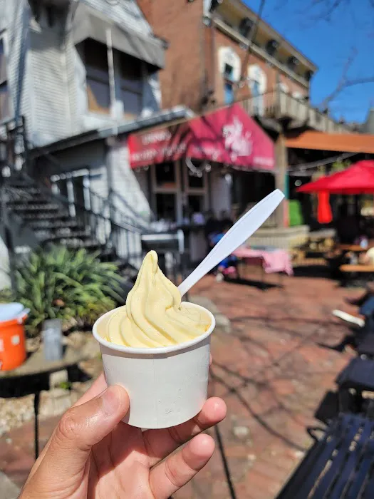 Piper’s Ice Cream Bar Picture 4