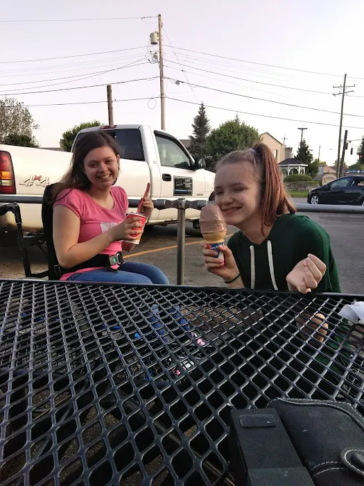 Dairy Queen Store Picture 5