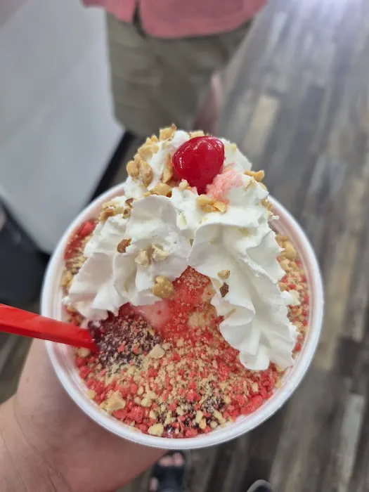 Ella Mae’s Sundaes Picture 1