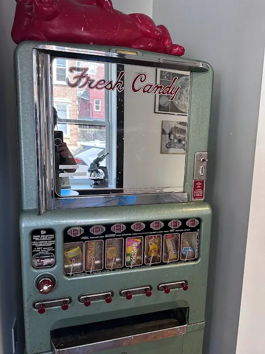 Pendleton Parlor: Ice Cream & Cookie Dough Picture 9