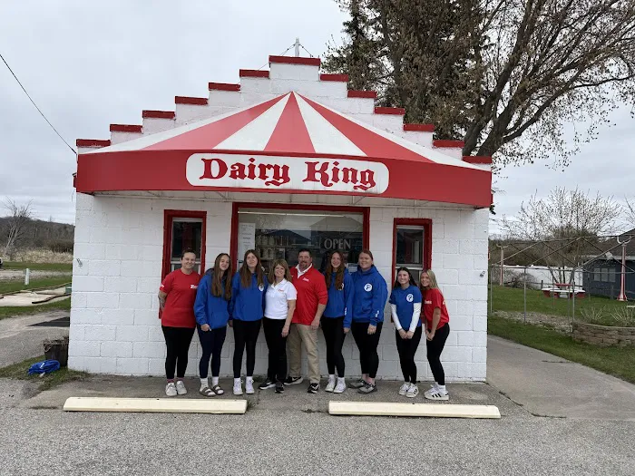 Pearly’s Dairy King Picture 3