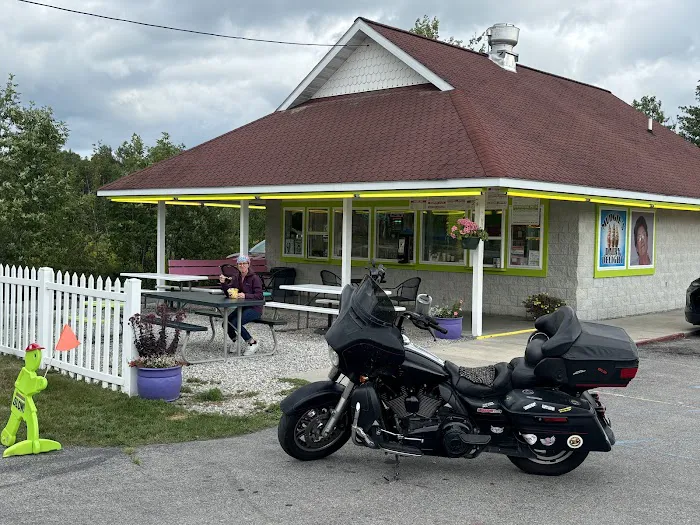 Mudgie's Dairy Delight Picture 2