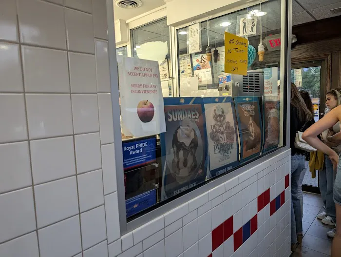 Dairy Queen Store Picture 10