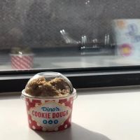 Dino’s Cookie Dough Bar ico