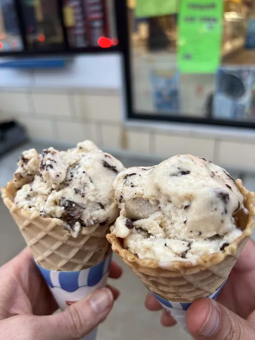 Dino’s Cookie Dough Bar Picture 6