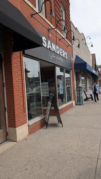 Sanders Chocolate & Ice Cream Shoppe - Rochester Picture 3