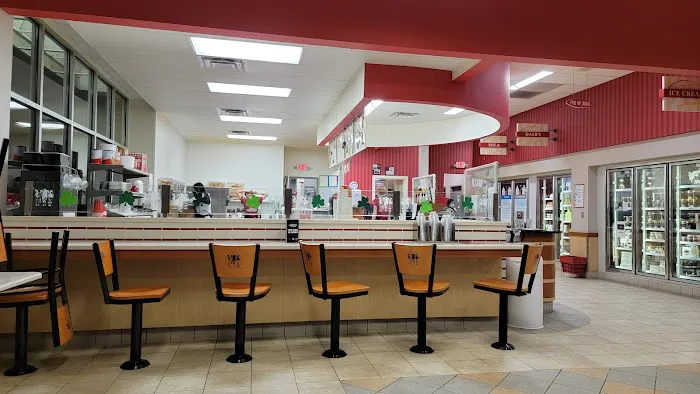 Oberweis Ice Cream and Dairy Store Picture 3