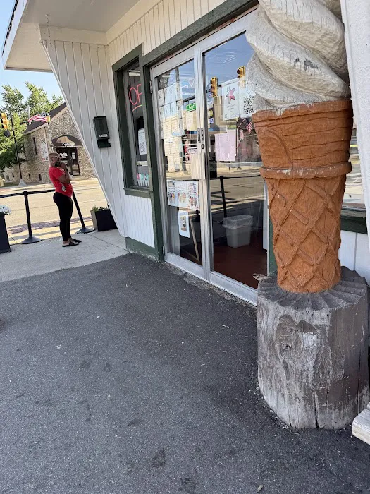 Clark's Ice Cream Picture 7