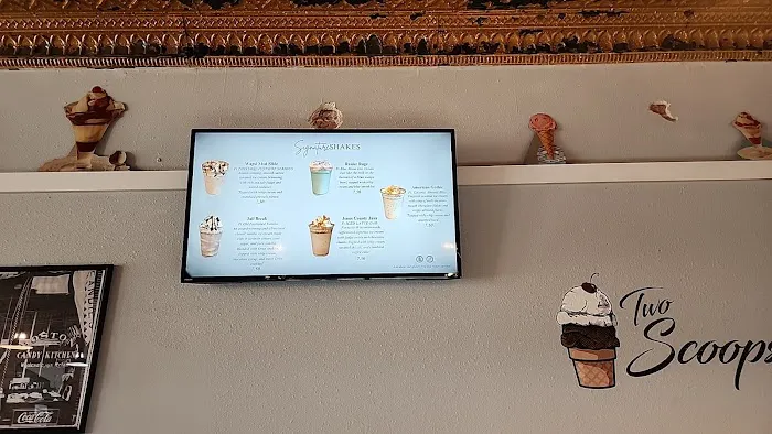 Two Scoops Ice Cream Shop Picture 9