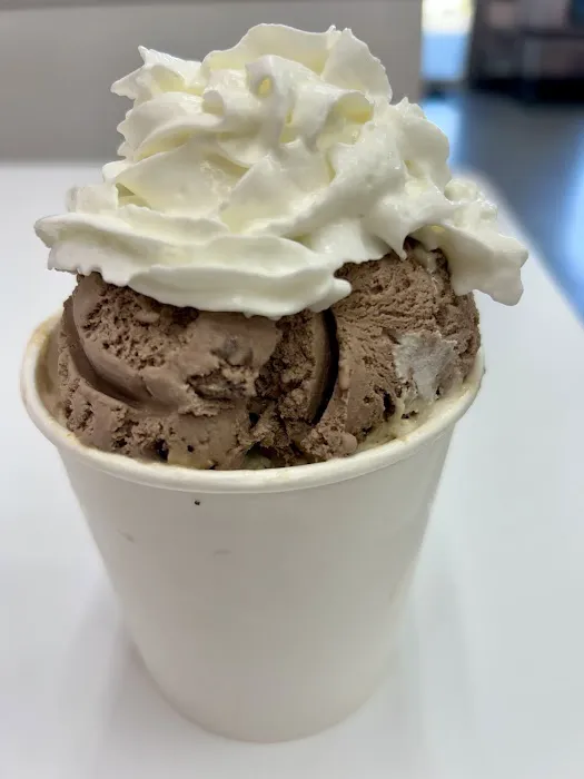 Heyn's Ice Cream Iowa City Picture 2