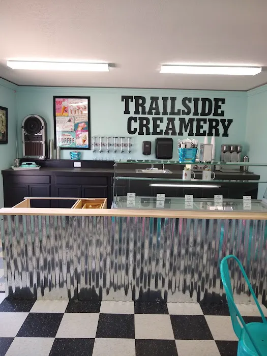 Trailside Creamery and Pizza Picture 5