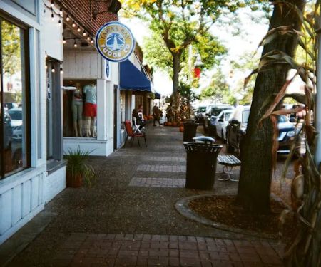TAWAS BAY FUDGE & ICE CREAM COMPANY
