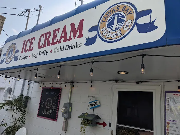 TAWAS BAY FUDGE & ICE CREAM COMPANY Picture 9