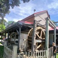 Frontier Town Ice Cream Parlor ico