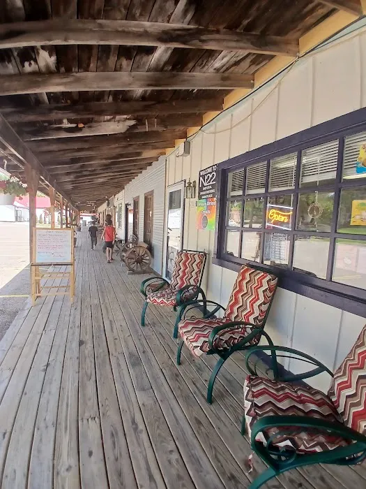 Frontier Town Ice Cream Parlor Picture 5