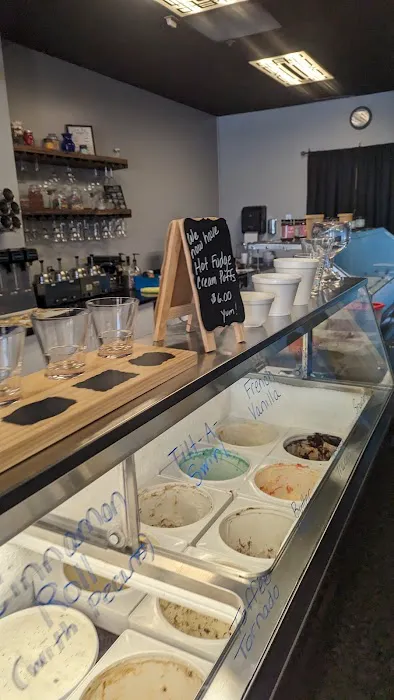 Momma’s Dessert Bar Picture 10
