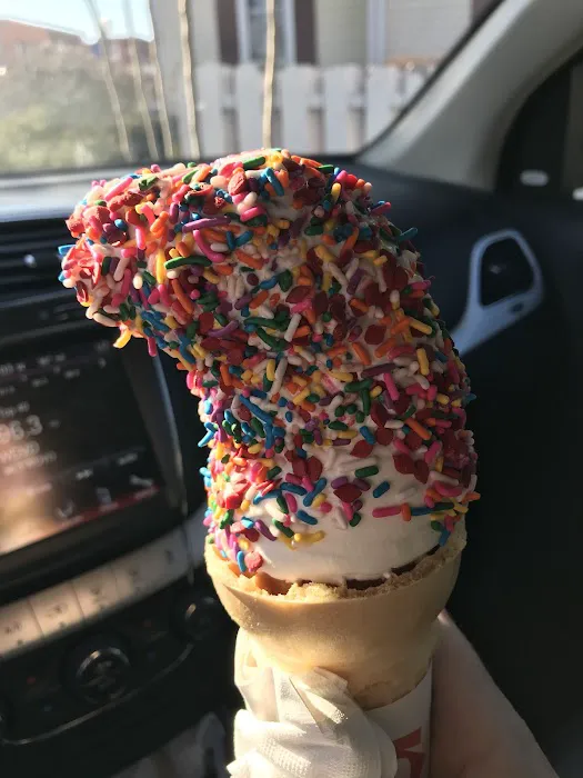 Dairy Queen (Treat) Picture 10