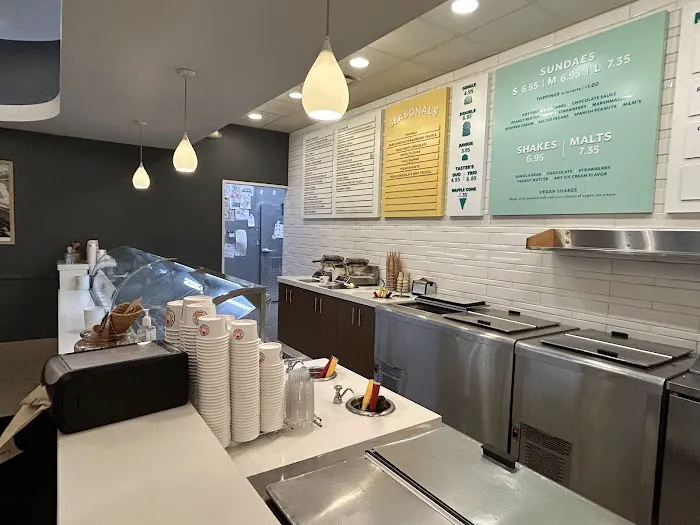 Mitchell's Ice Cream (Avon Shop) Picture 7