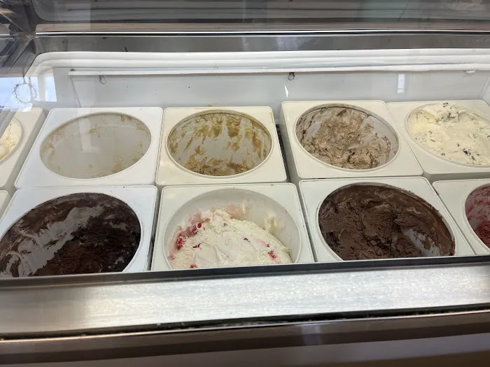 Hartzler Family Dairy Picture 9