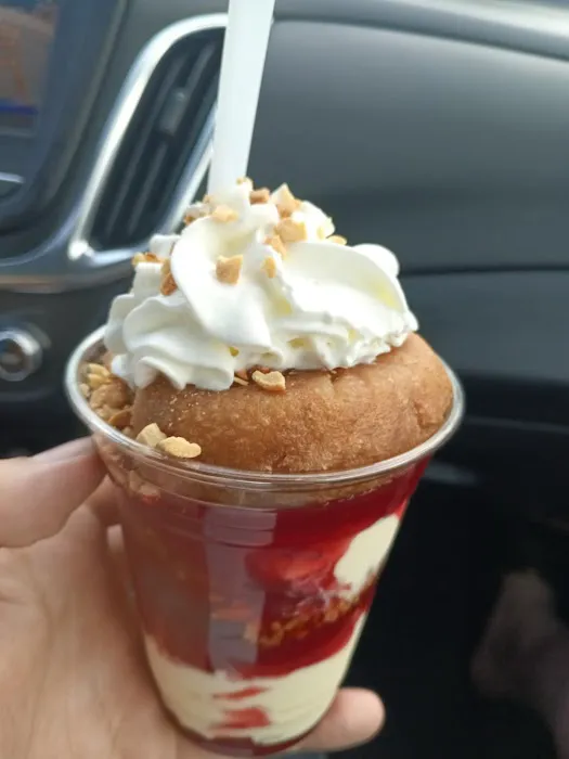 Skoops Ice Cream Picture 6