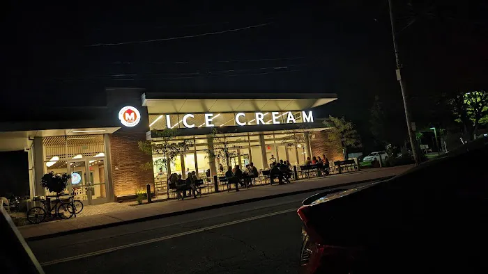 Mitchell’s Ice Cream (Strongsville Shop) Picture 10