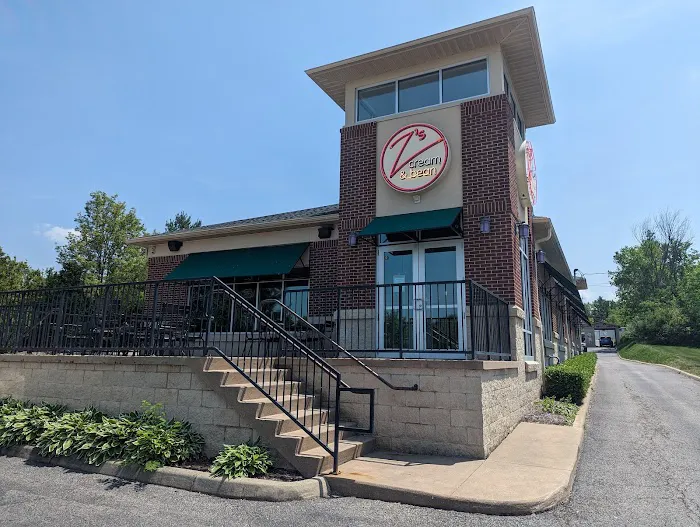 Z's Cream & Bean Picture 6