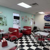 Fenik's Frozen Custard ico