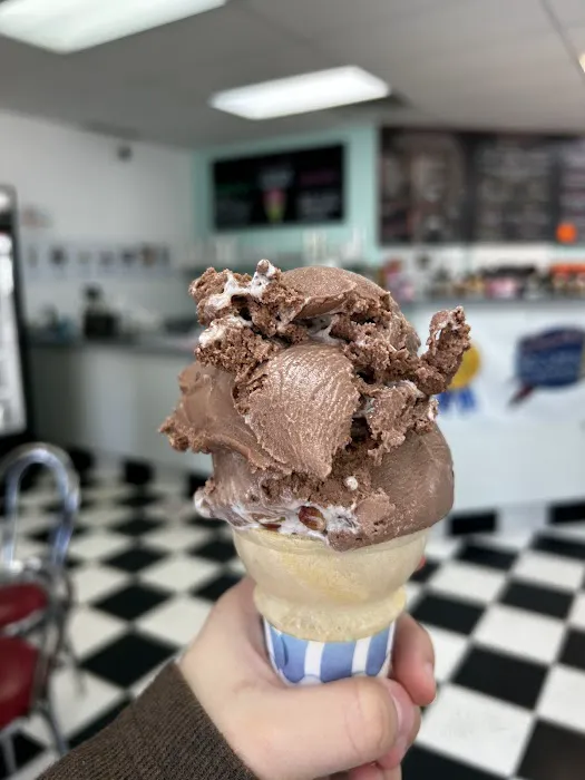 Fenik's Frozen Custard Picture 2