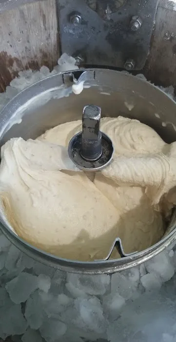 Schloneger's Old Fashioned Ice Cream LLC Picture 6