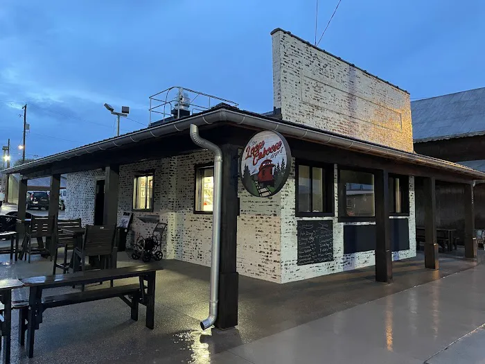 The Loose Caboose Depot Picture 6