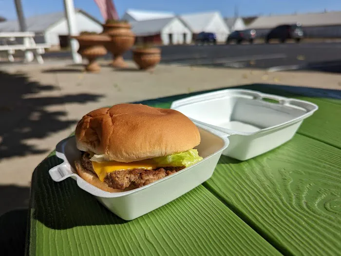 Earl's Dari Drive-In Picture 5