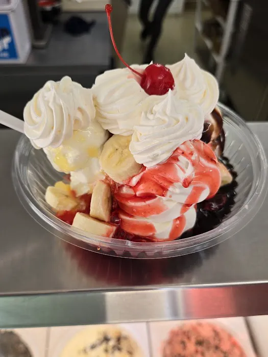 Earl's Dari Drive-In Picture 7