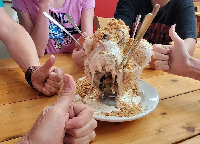Michael's Ice Cream Picture 2