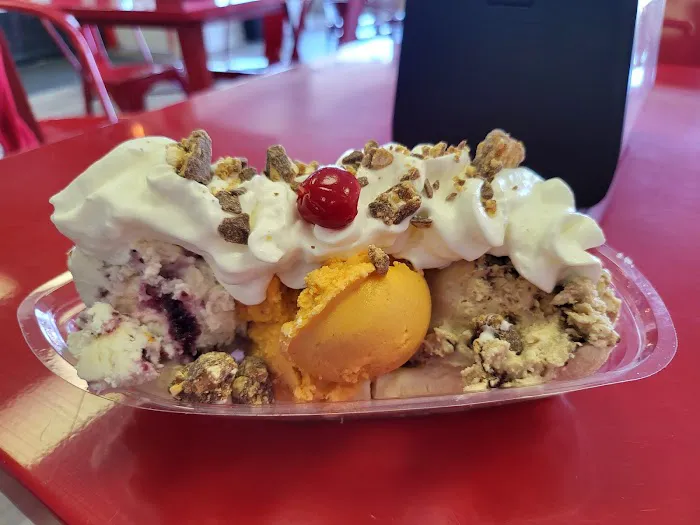 An Extra Scoop Picture 4