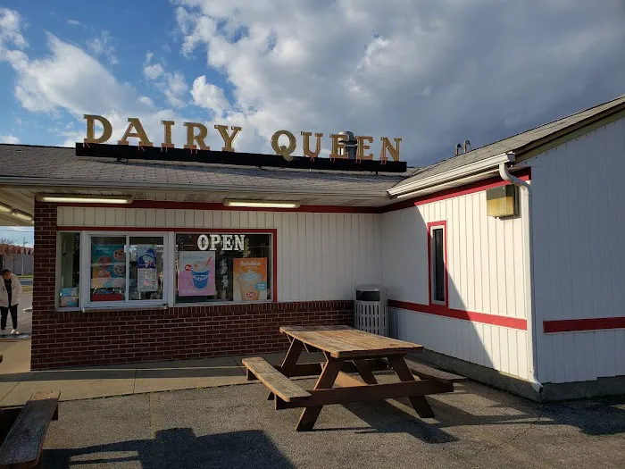 Dairy Queen Store Picture 2
