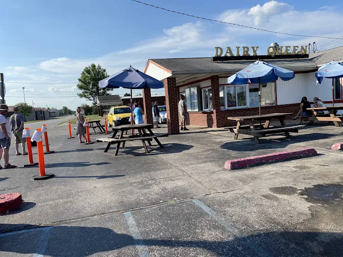 Dairy Queen Store Picture 9